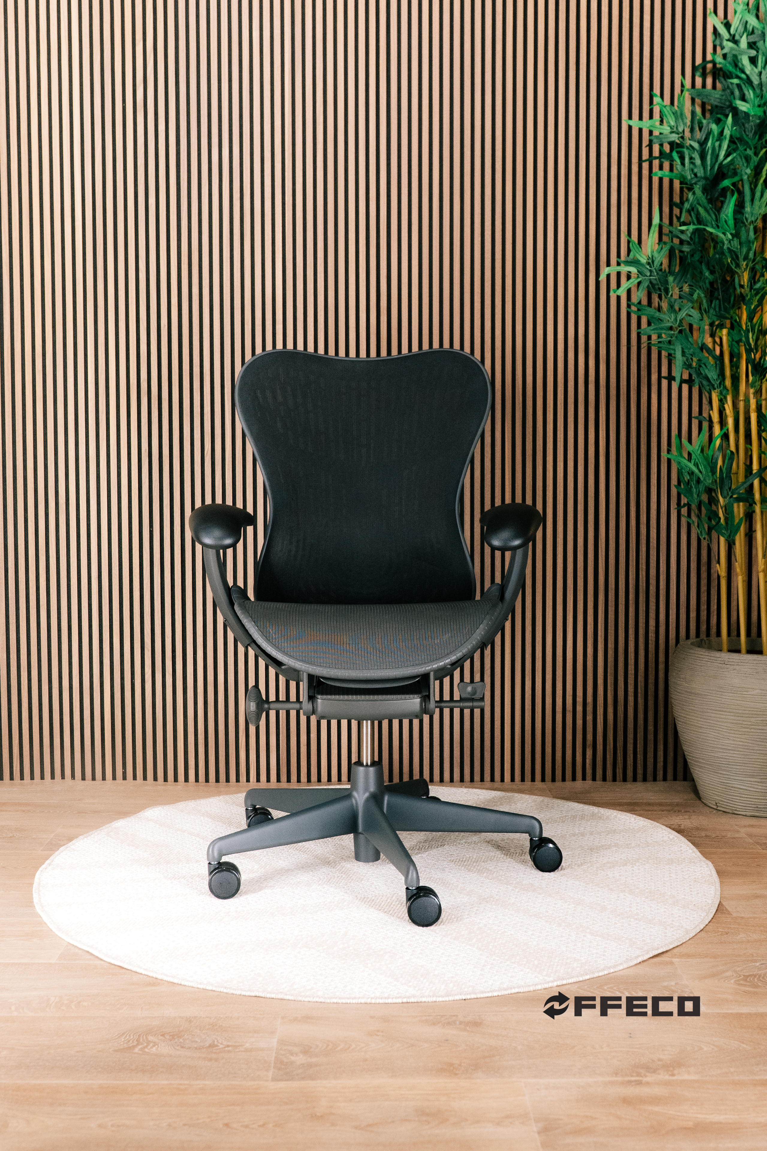 Herman Miller Mirra 2 Graphite Butterfly Zomerdeal